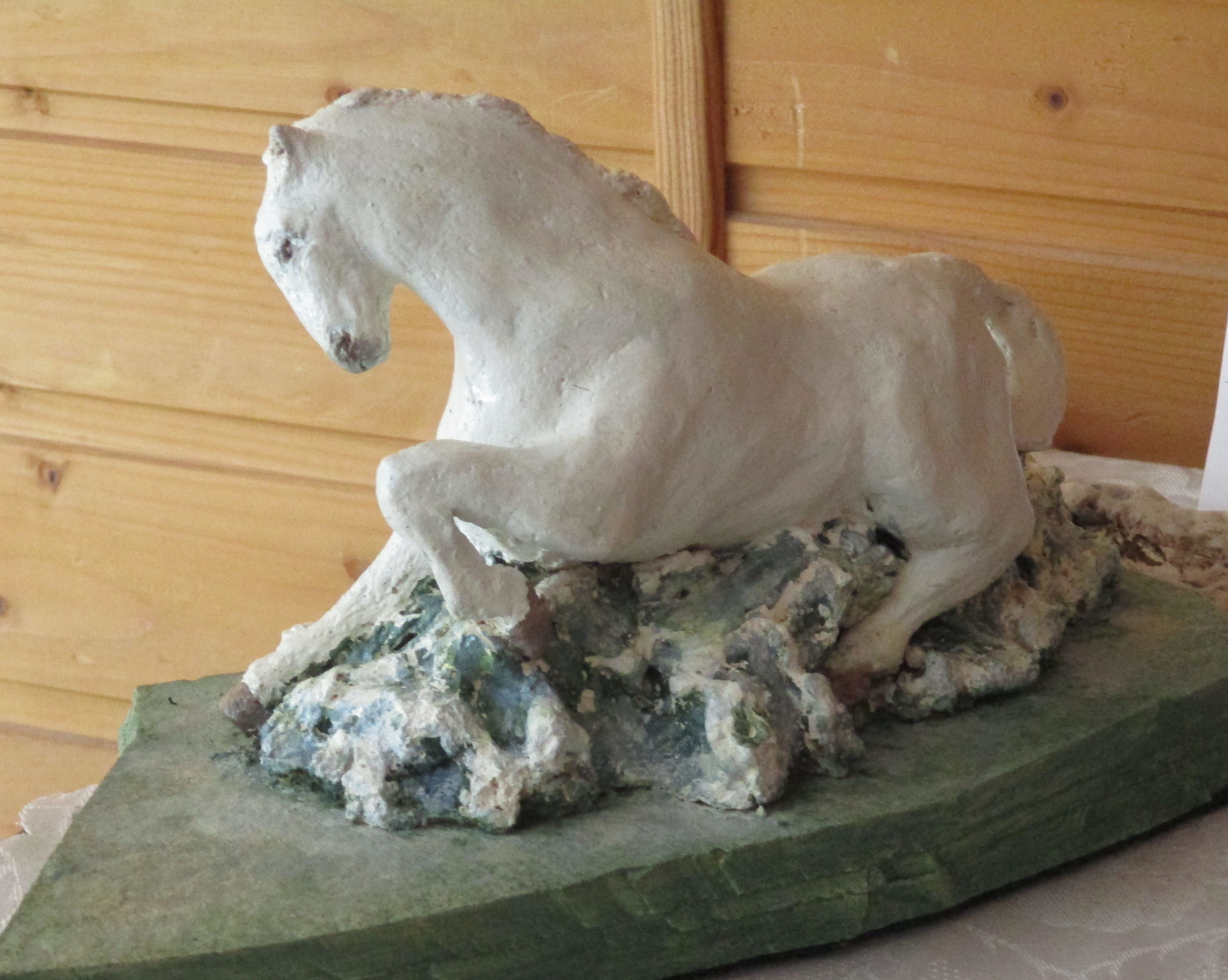Horse-Clay